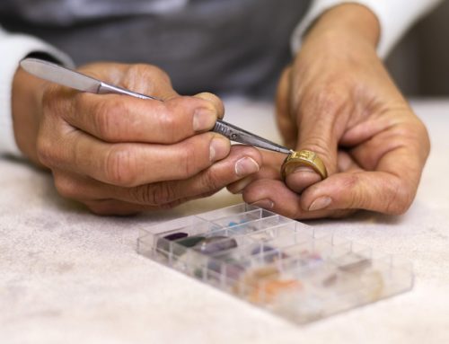 Découvrez l’univers des bagues chevalière sur mesure